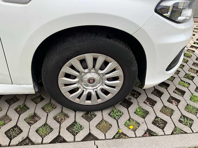 2016 - fiat tipo - personenauto - afbeelding 4 van  32