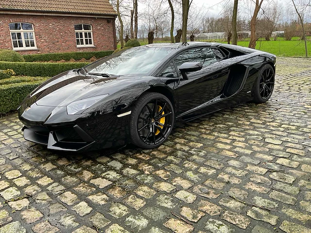 2016 - lamborghini aventador roadster lp700-4 - afbeelding 1 van  59