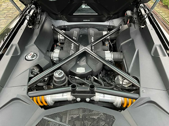 2016 - lamborghini aventador roadster lp700-4 - afbeelding 36 van  59