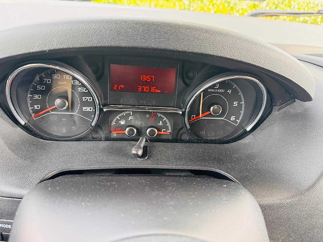 2016 adria sonic l 700 sl camper - afbeelding 7 van  37