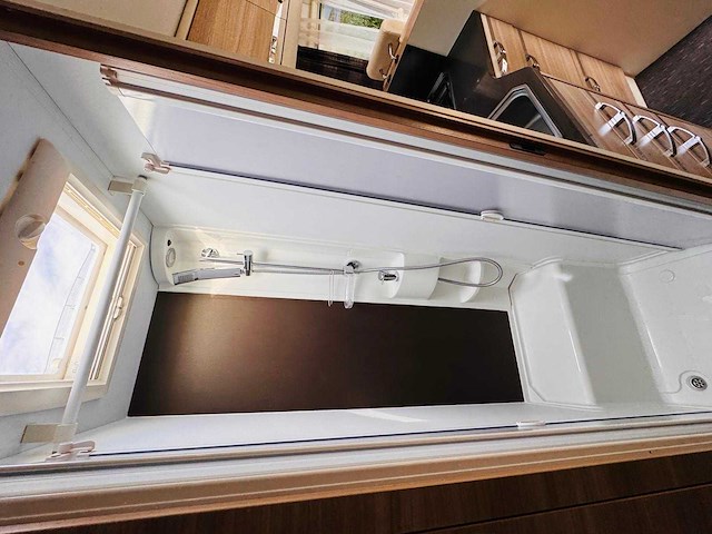 2016 adria sonic l 700 sl camper - afbeelding 22 van  37