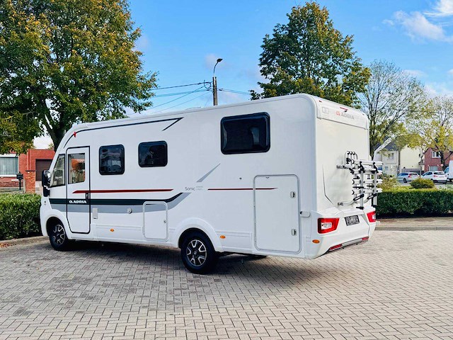 2016 adria sonic l 700 sl camper - afbeelding 36 van  37