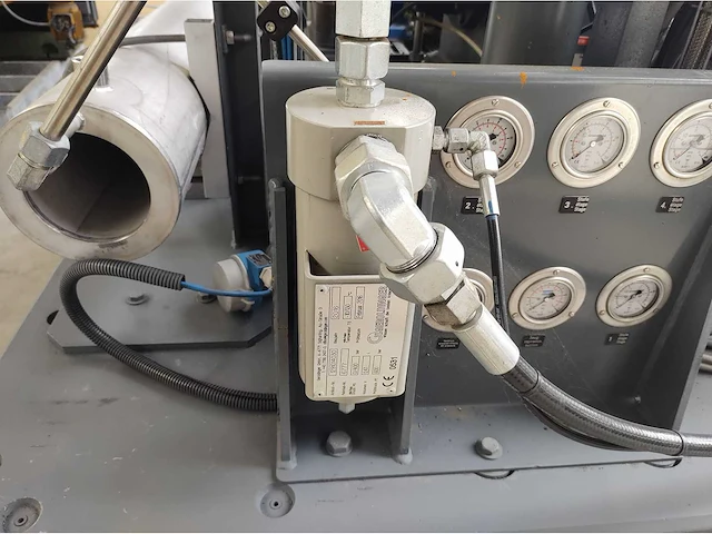 2016 atlas copco - c4u114.4gpw - cng compressor - afbeelding 15 van  44