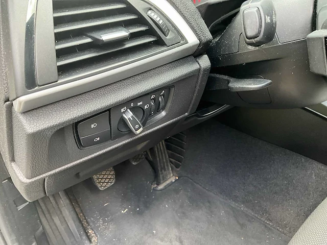 2016 bmw 116i 1k4 auto - afbeelding 8 van  64