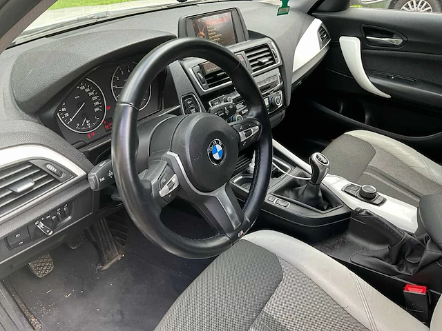 2016 bmw 116i 1k4 auto - afbeelding 21 van  64