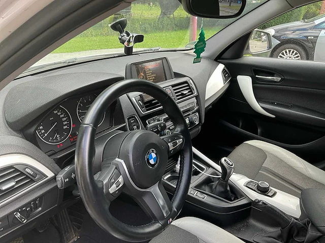 2016 bmw 116i 1k4 auto - afbeelding 22 van  64