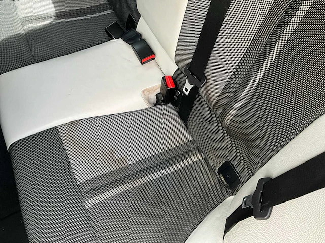 2016 bmw 116i 1k4 auto - afbeelding 28 van  64