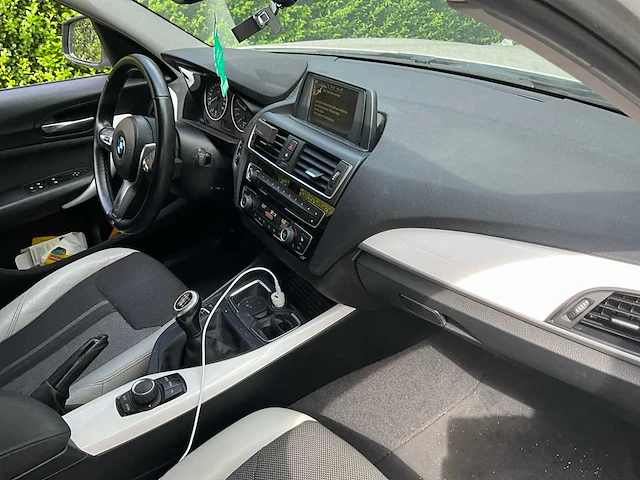 2016 bmw 116i 1k4 auto - afbeelding 50 van  64