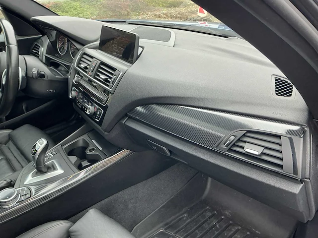 2016 bmw m235i - afbeelding 30 van  53