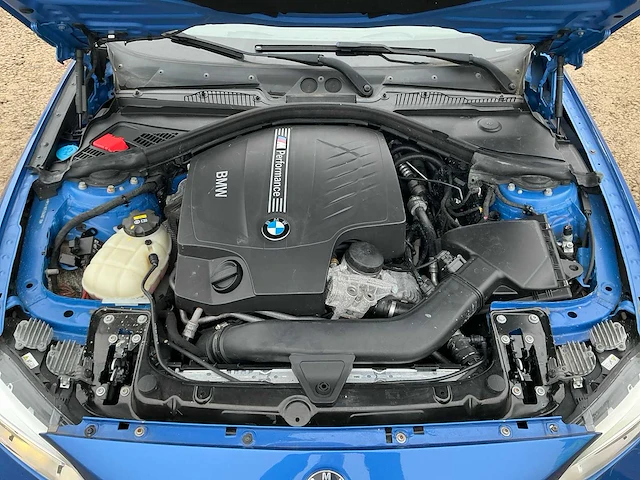 2016 bmw m235i - afbeelding 31 van  53