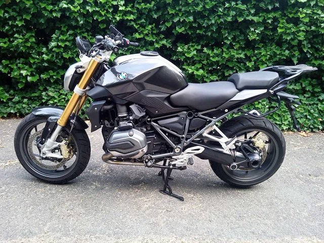 2016 bmw r 1200 r motorfiets - afbeelding 1 van  11