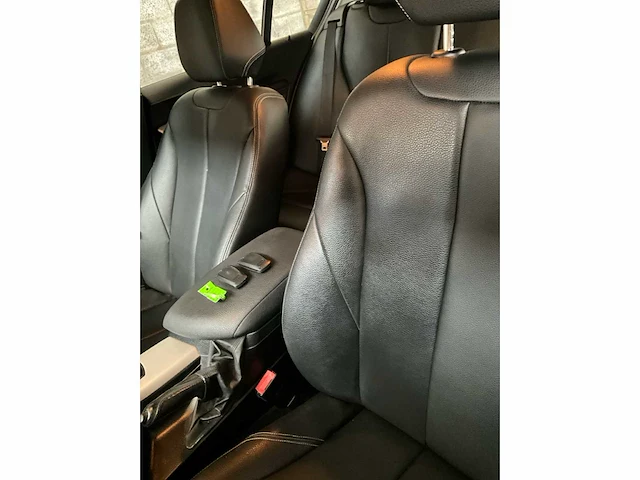 2016 bmw serie 1 personenauto - afbeelding 8 van  30