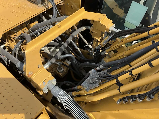 2016 caterpillar 323fl rupsgraafmachine - afbeelding 18 van  29