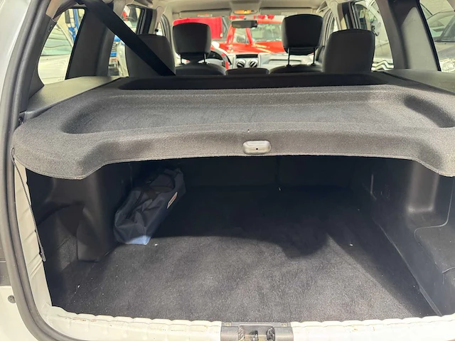 2016 dacia duster 1.2 petrol 54.000km - afbeelding 22 van  31