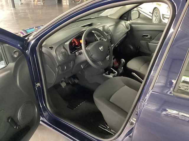 2016 dacia logan dacia logan - afbeelding 12 van  12