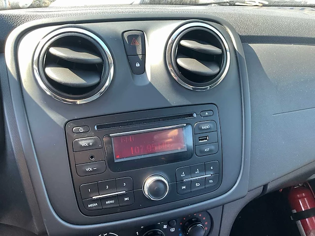 2016 dacia logan - afbeelding 20 van  32
