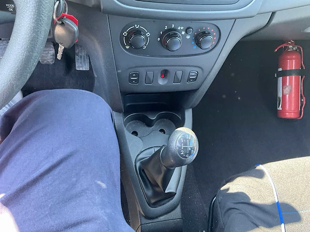2016 dacia logan - afbeelding 21 van  32