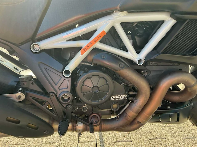 2016 ducati diavel carbon - afbeelding 37 van  65