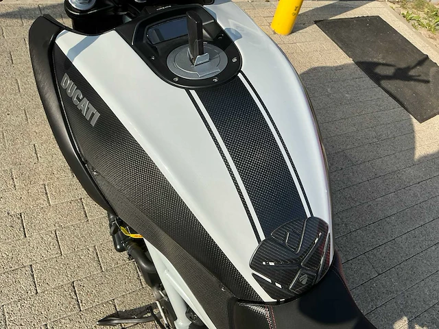 2016 ducati diavel carbon - afbeelding 49 van  65