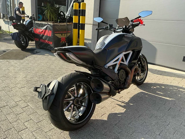 2016 ducati diavel carbon - afbeelding 45 van  65