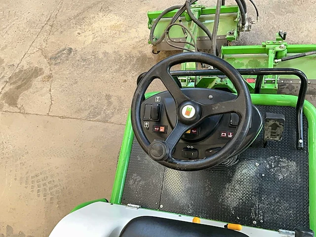 2016 etesia 124 dx 4x4 tractor type grasmaaier - afbeelding 10 van  34