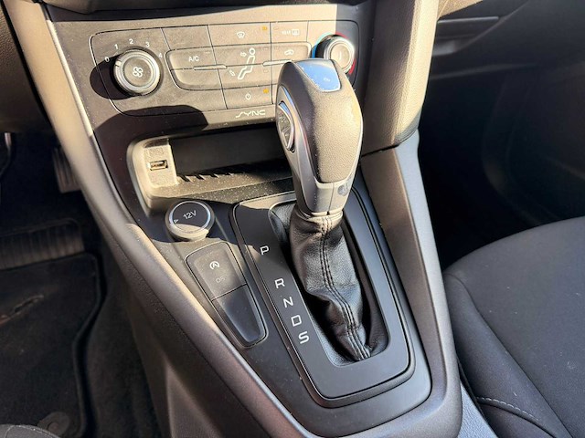 2016 ford focus personenauto - afbeelding 8 van  21