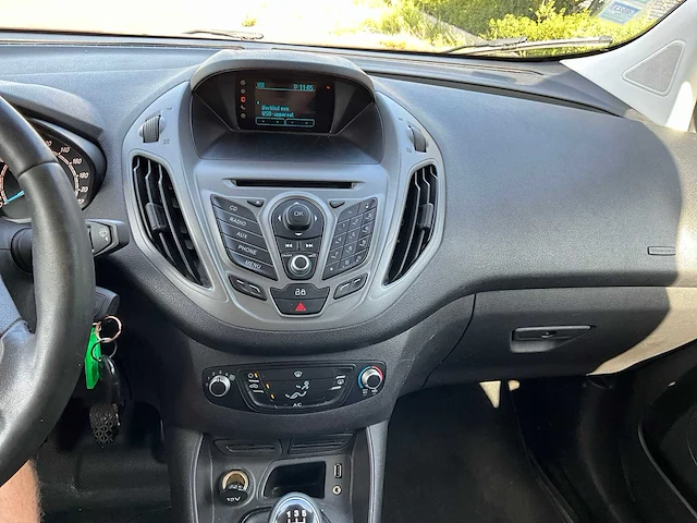 2016 ford transit connect lichte vrachtwagen - afbeelding 13 van  33