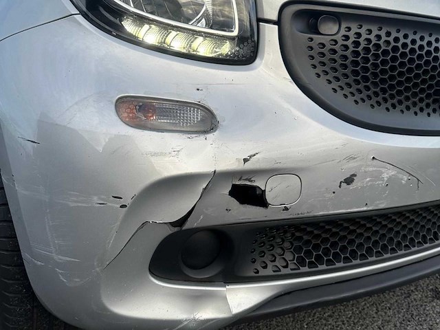 2016 forfour personenauto - afbeelding 8 van  34