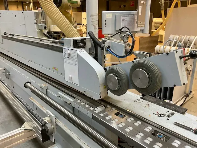 2016 homag kar 370 profiline kantaanlijmmachine - afbeelding 14 van  17