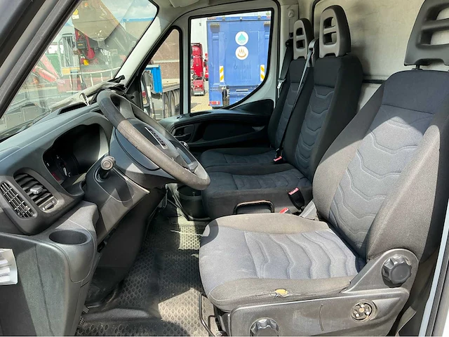 2016 iveco 35c14 lichte vrachtwagen - afbeelding 9 van  43