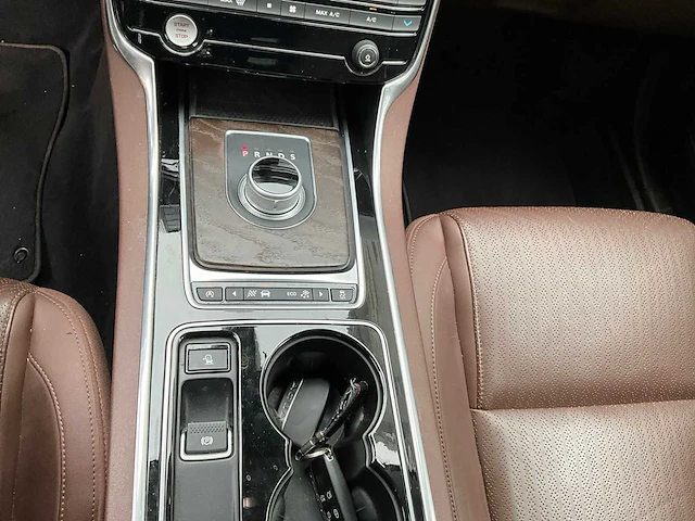 2016 jaguar xe personenauto - afbeelding 7 van  30