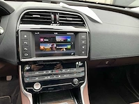 2016 jaguar xe personenauto - afbeelding 8 van  30