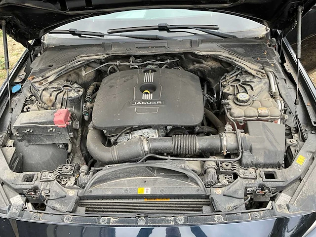 2016 jaguar xe personenauto - afbeelding 15 van  30