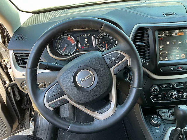 2016 jeep cherokee night eagle stationwagen personenauto - afbeelding 27 van  73