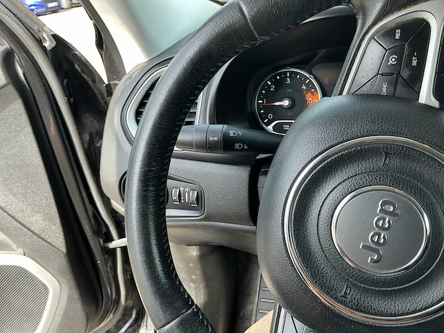 2016 jeep renegade 1.9 diesel 4wd auto - afbeelding 16 van  46