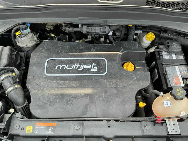 2016 jeep renegade 1.9 diesel 4wd auto - afbeelding 28 van  46