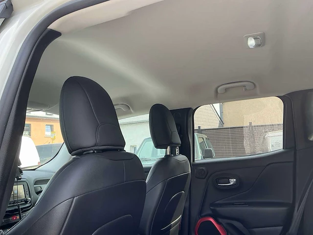 2016 jeep renegade 1.9 diesel 4wd auto - afbeelding 20 van  38