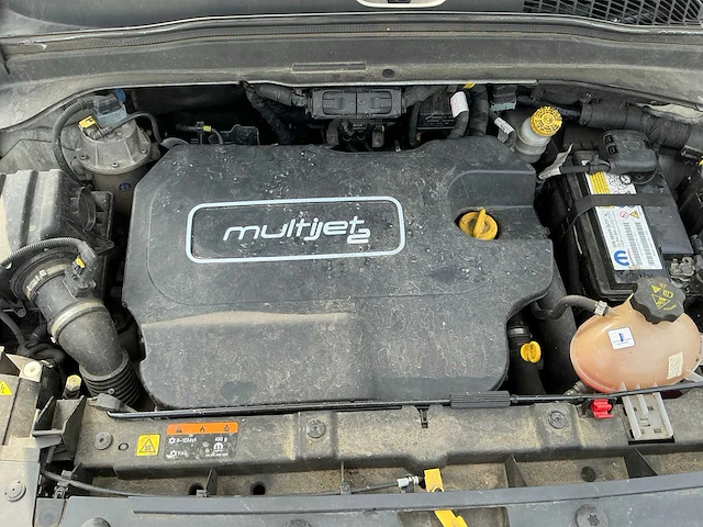 2016 jeep renegade 1.9 diesel 4wd auto - afbeelding 25 van  38