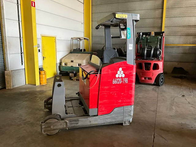 2016 jungheinrich etv320 reach truck (66020-198) - afbeelding 1 van  12