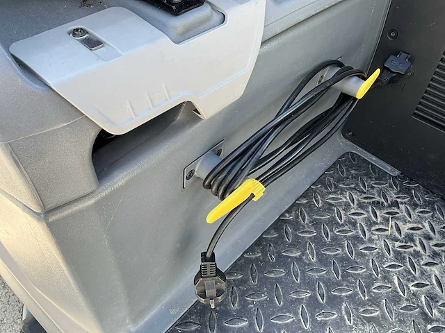 2016 kärcher professional b150r vloerreiniger - afbeelding 20 van  23