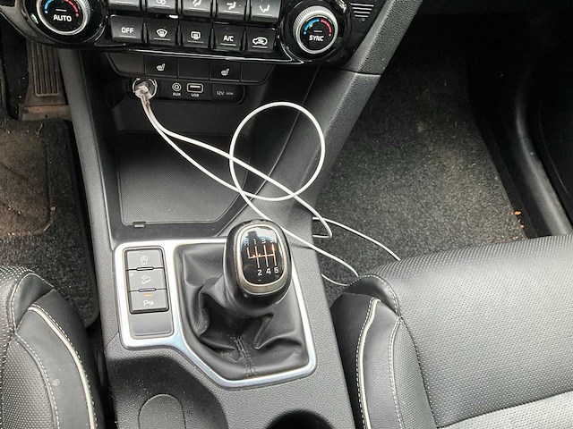 2016 kia sportage lichte vrachtwagen - afbeelding 3 van  28