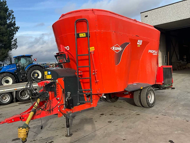 2016 kuhn pro2c81 voermengwagen - afbeelding 1 van  25