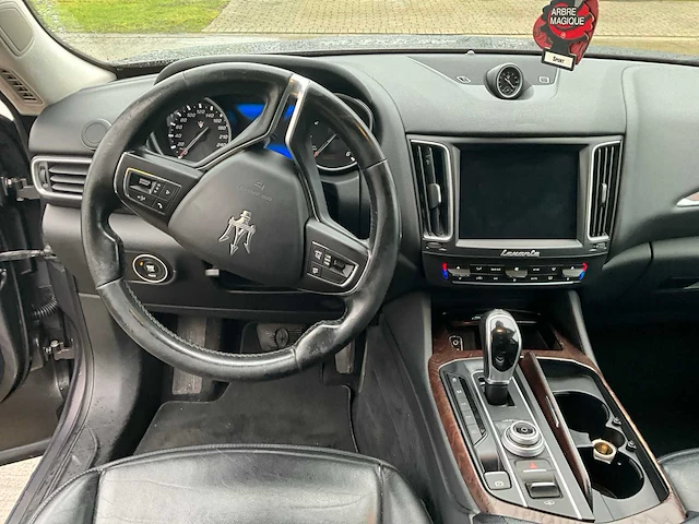 2016 maserati levante m156 personenauto - afbeelding 5 van  23