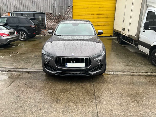 2016 maserati levante m156 personenauto - afbeelding 17 van  23