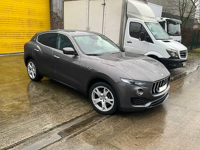 2016 maserati levante m156 personenauto - afbeelding 19 van  23