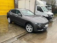 2016 maserati levante m156 personenauto - afbeelding 19 van  23