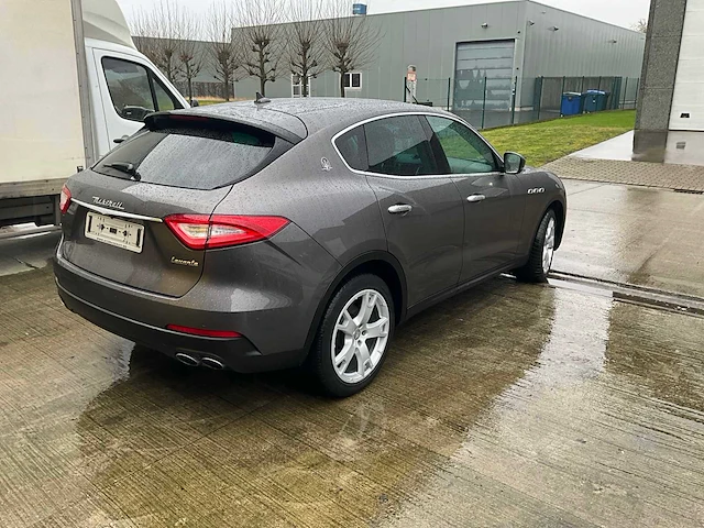 2016 maserati levante m156 personenauto - afbeelding 20 van  23