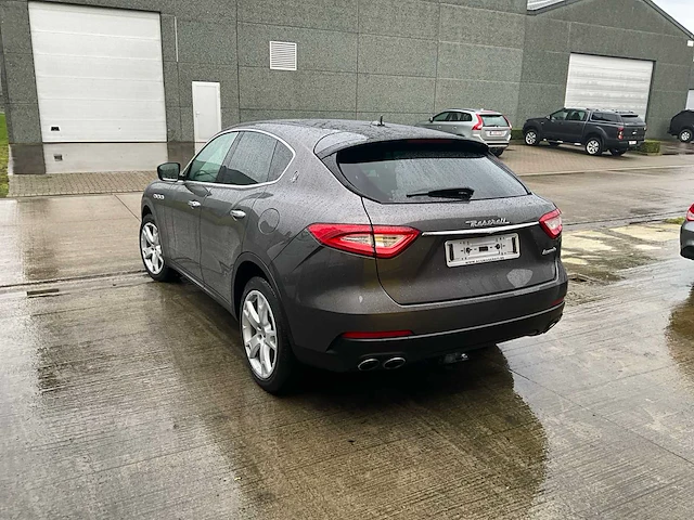 2016 maserati levante m156 personenauto - afbeelding 23 van  23