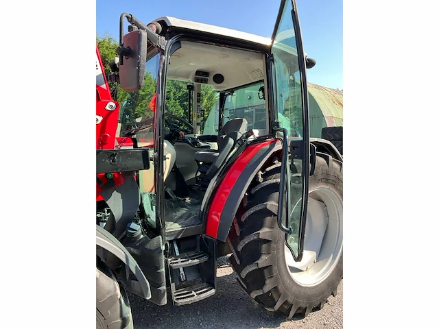 2016 massey ferguson 4709 vierwielaangedreven landbouwtractoren - afbeelding 2 van  29