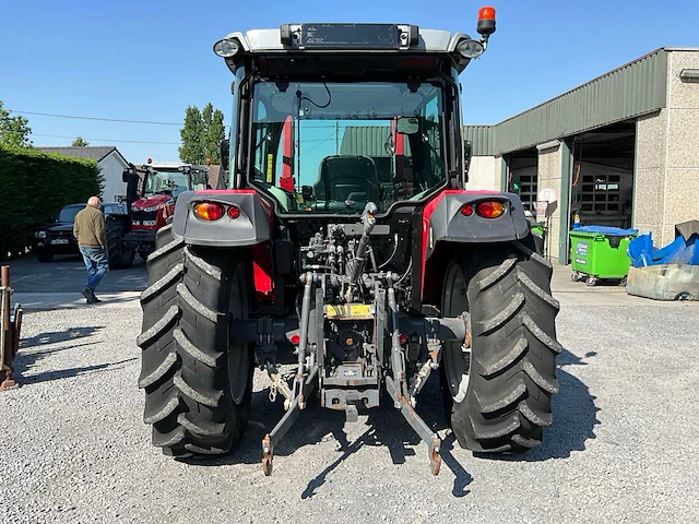 2016 massey ferguson 4709 vierwielaangedreven landbouwtractoren - afbeelding 25 van  29